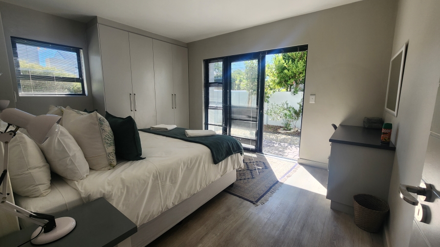 4 Bedroom Property for Sale in Westcliff Western Cape